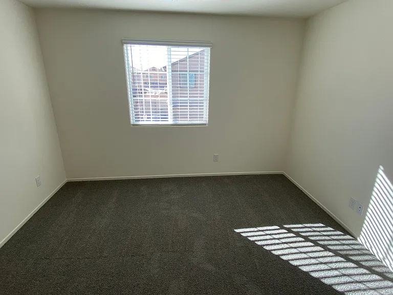 7850 Aurora Sky St #1 — Photo 25