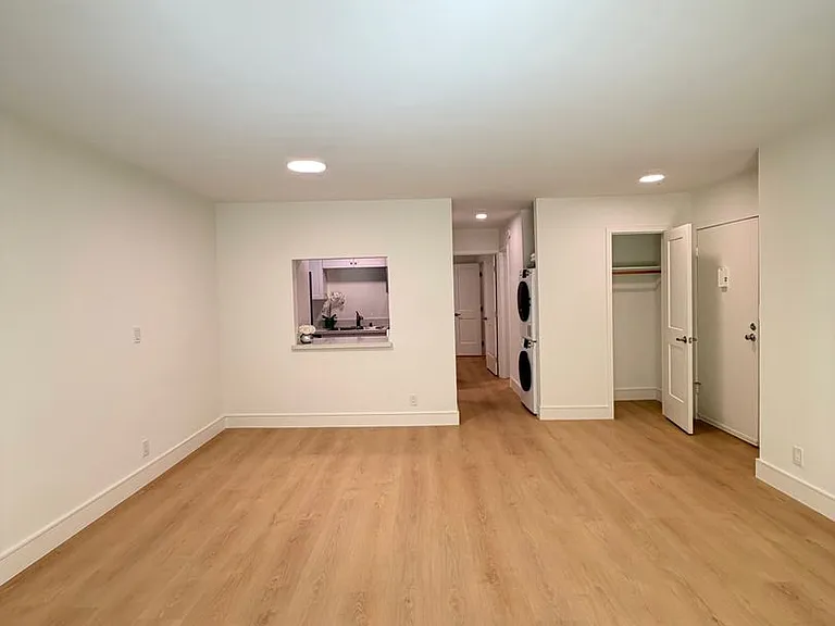 Paz-Sandra, LLC (747 Kingsley) — Photo 7