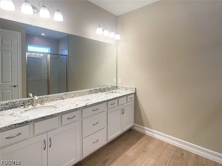 417 Coral Reef Pl — Photo 6