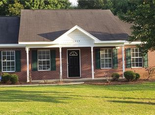 1029 Pleasant Ave, Auburn, AL 36832