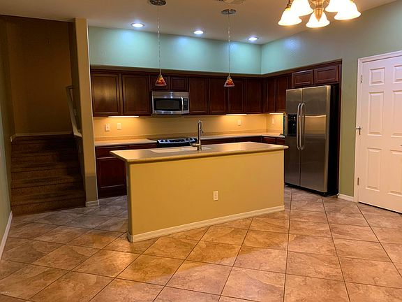 532FE54104CD4EEDB1F596E7DA62C758