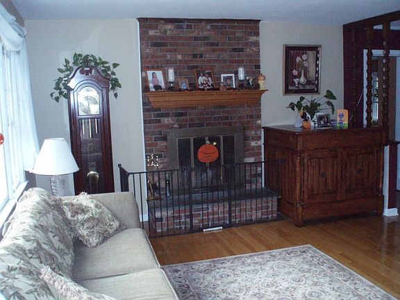 LR with Fireplace