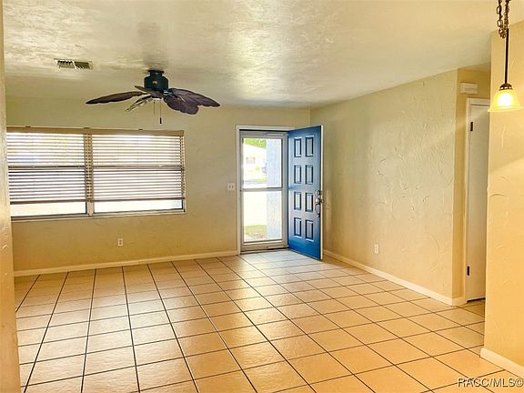 4th image of 3070 N Camomile Point