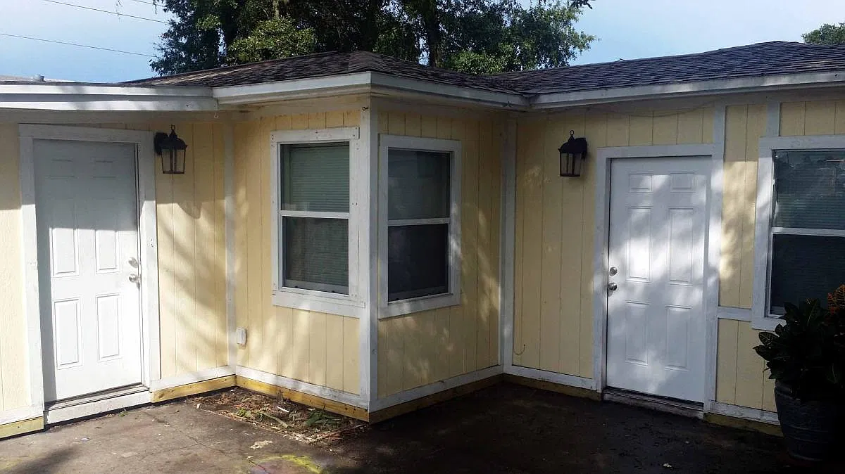 3 bed, 1.5 bath, 1250 sqft, $1,925 — Photo 3
