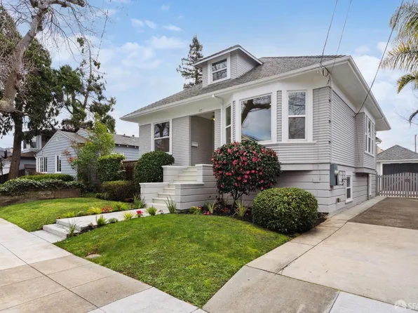137 Stanley Rd, Burlingame, CA 94010