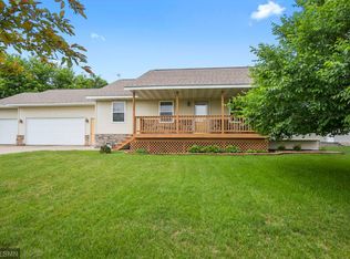 1207 Peninsula Rd, New Richmond, WI 54017