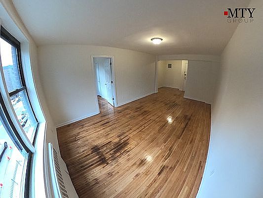 3rd image of 14445 41st Ave APT 3N