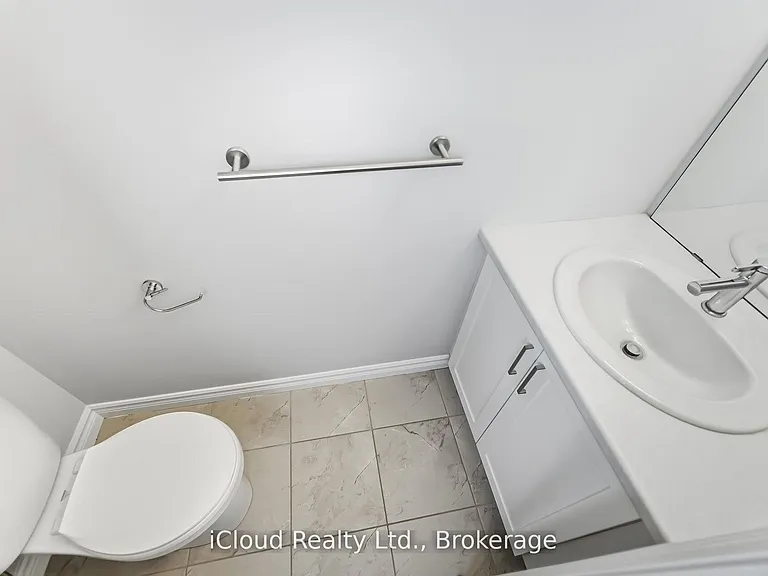 445 Ontario St N #103 — Photo 40
