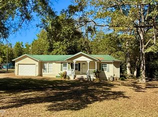 5678 Hummingbird Rd, Bascom, FL 32423