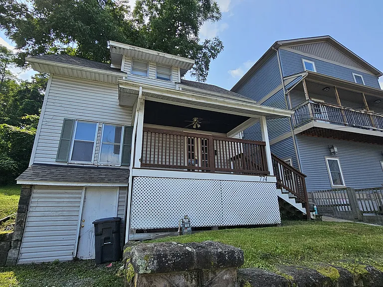 774 Garrison Ave — Photo 35
