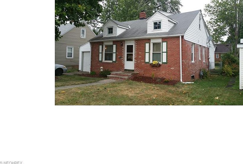 1st image of 265 E 326th St