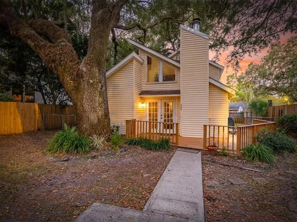 239 Broadway St, Saint Simons Island, GA 31522