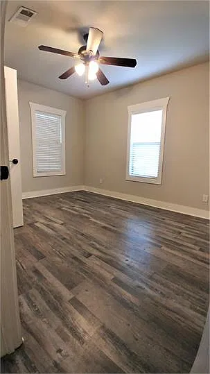 1009 Fairview Ave — Photo 8