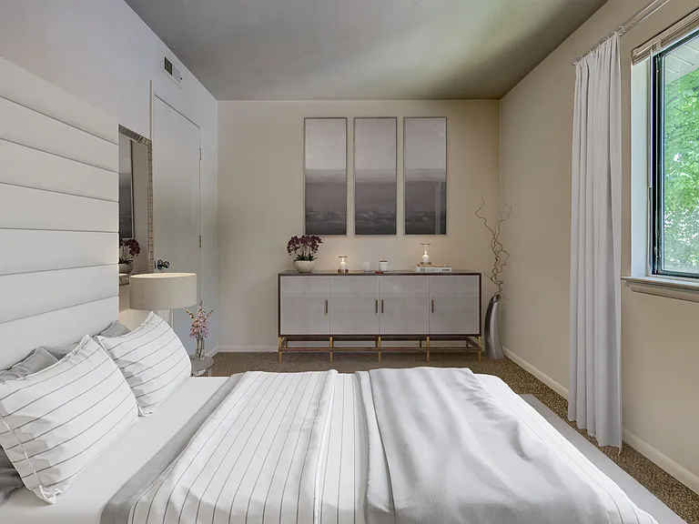 Ridgewood Village Apts — Photo 5