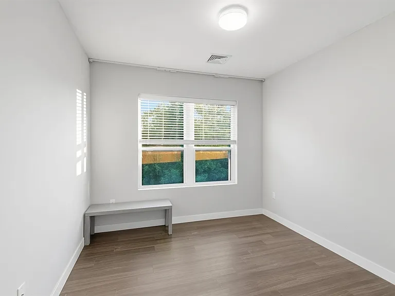 999 Hancock St #509 — Photo 18