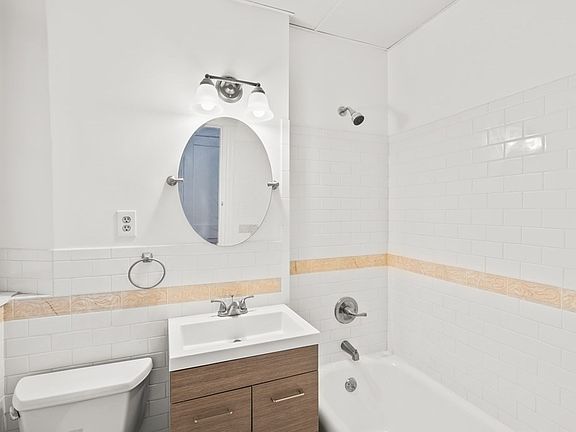 3rd image of 190 Chestnut Hill Ave #8