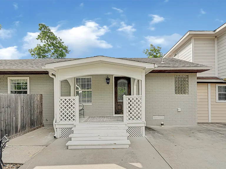 2809 Tooke St #B — Photo 11