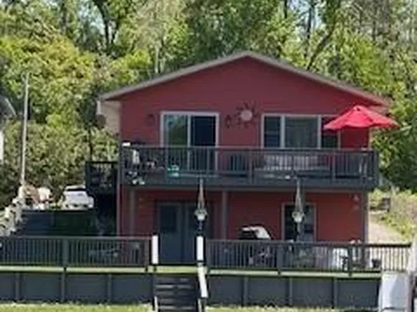13608 Balsam St, Johannesburg, MI 49751