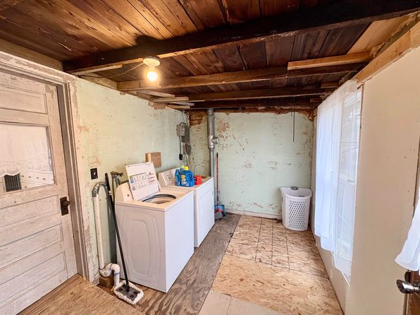 217 W Fulton St, Coleridge, NE 68727