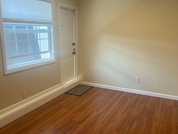 4th image of 1724 Cypress Ave