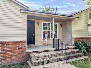 303 Hillside Dr, Roland, OK 74954