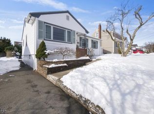 528 Laurel Ave, Roselle Park, NJ 07204