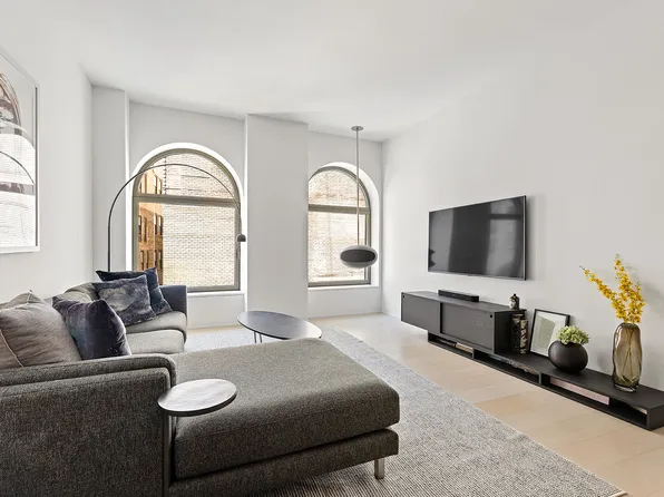 130 William Street 14D image 1 of 6