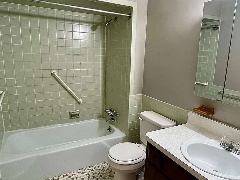 Willow View Apartments — Photo 6