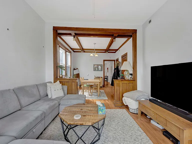 2337 W Thomas St #3F — Photo 4