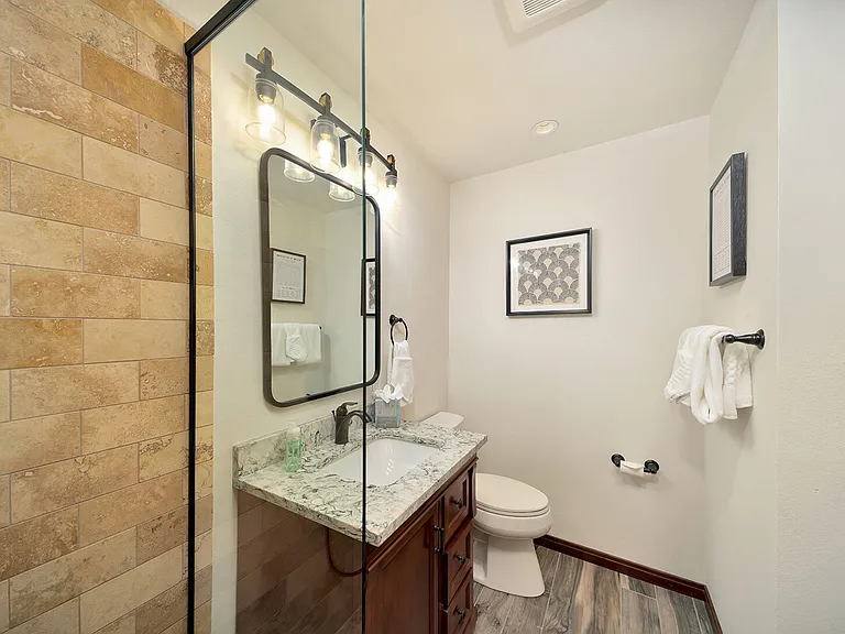 Mahoney Dr — Photo 14