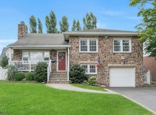 25 Ravine Ave, Nutley, NJ 07110