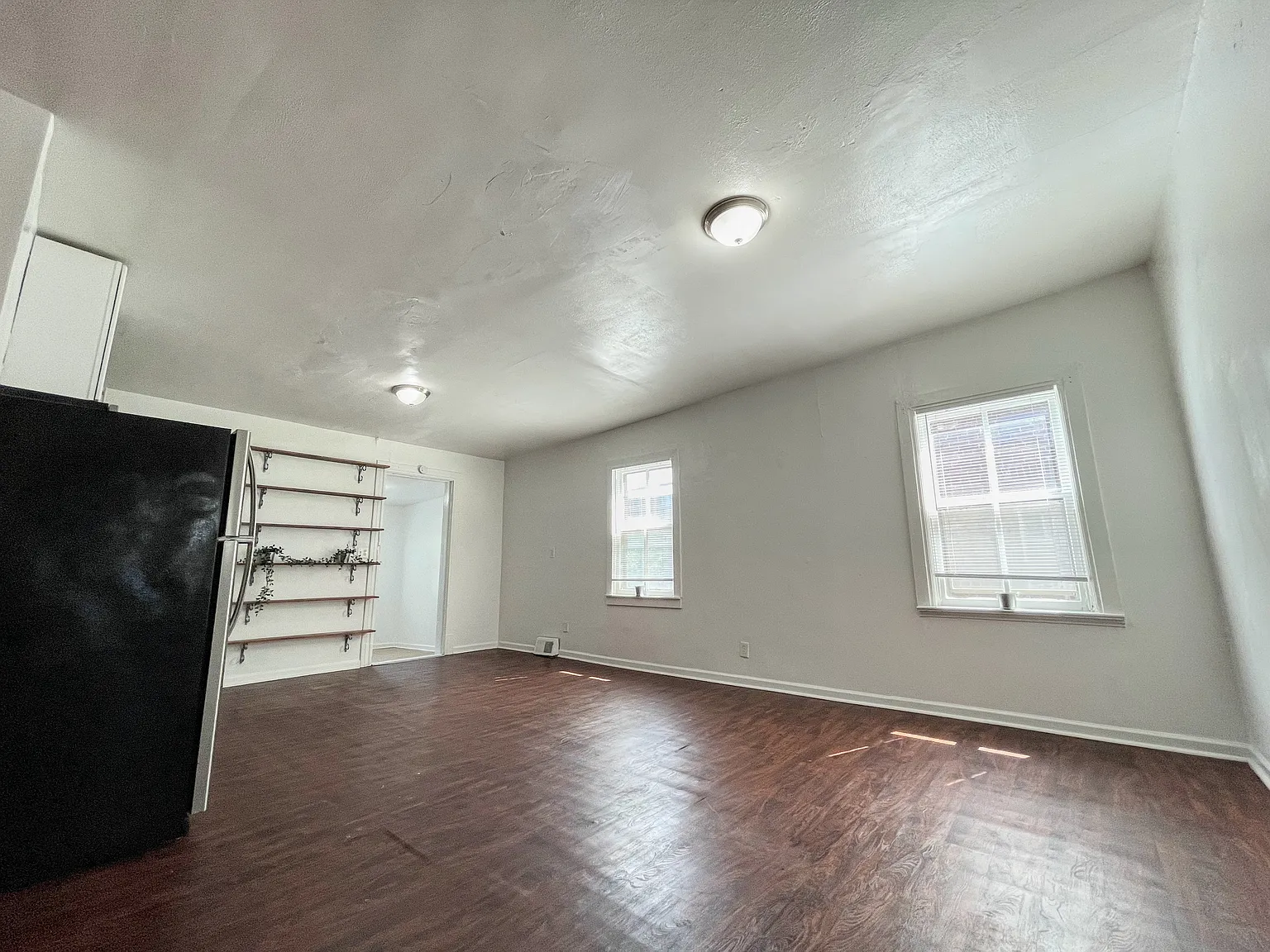 1 bed, 850 sqft, $950 — Photo 1