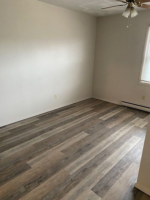 1st image of 315 S Oak St APT 9