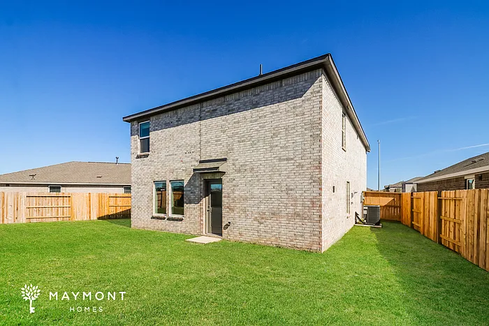 3053 Fantasy Terrace Dr — Photo 16