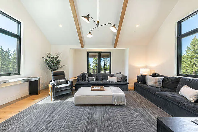 9535 Dunsmuir Way — Photo 31