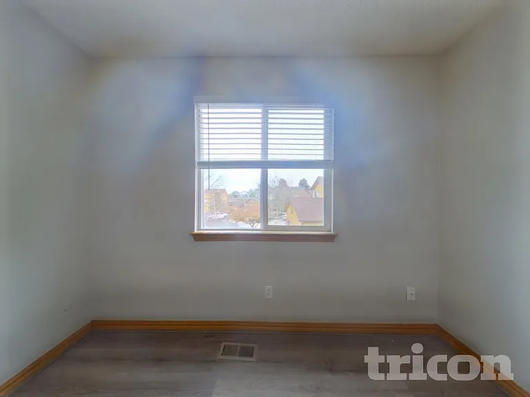 18659 E Hamilton Dr — Photo 11