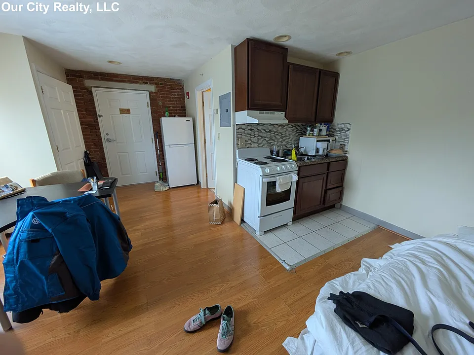364 Harvard St #13