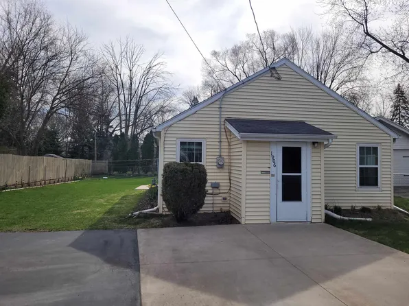1906 N Oneida St, Appleton, WI 54911