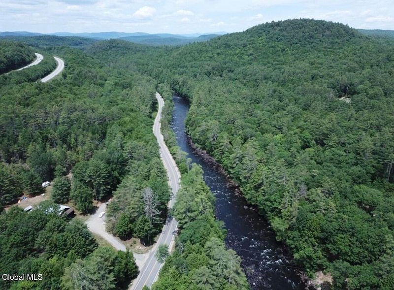 4th image of L17 Schroon River Road