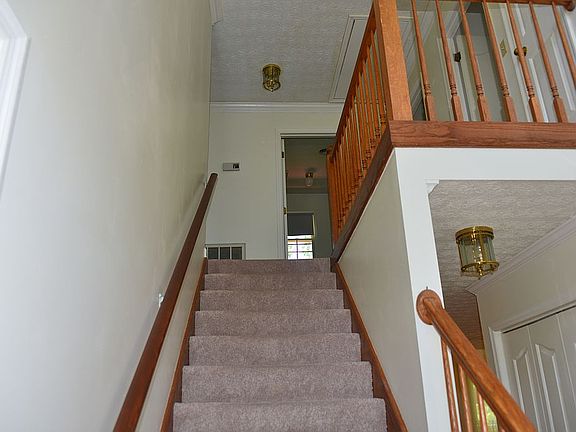 5th image of 3409 Bondwood Cir