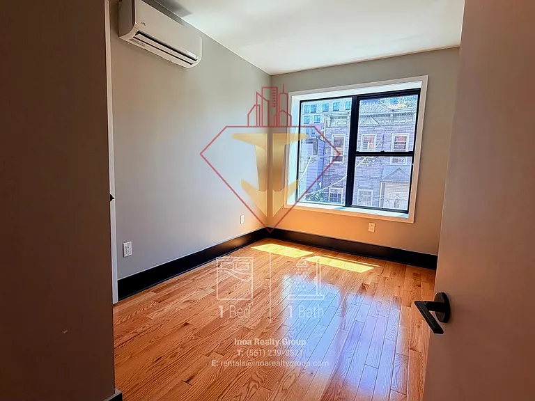 20-22 Reed St #6 — Photo 4