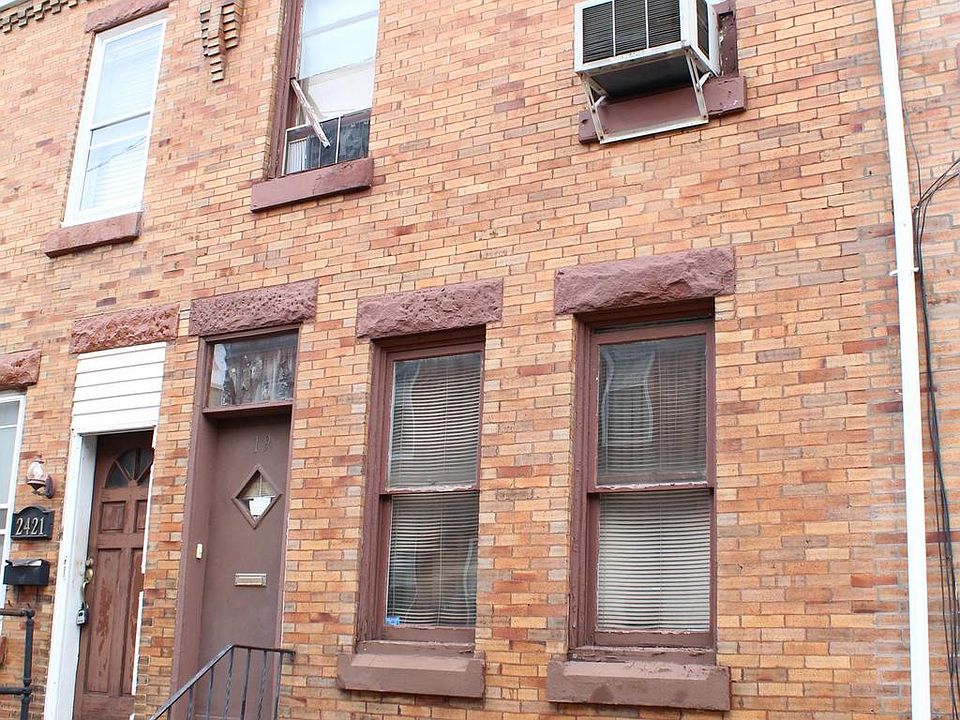 2nd image of 2419 N Stanley St