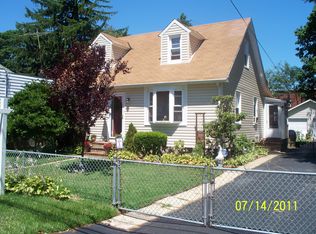59 Henry Ave, Babylon, NY 11702