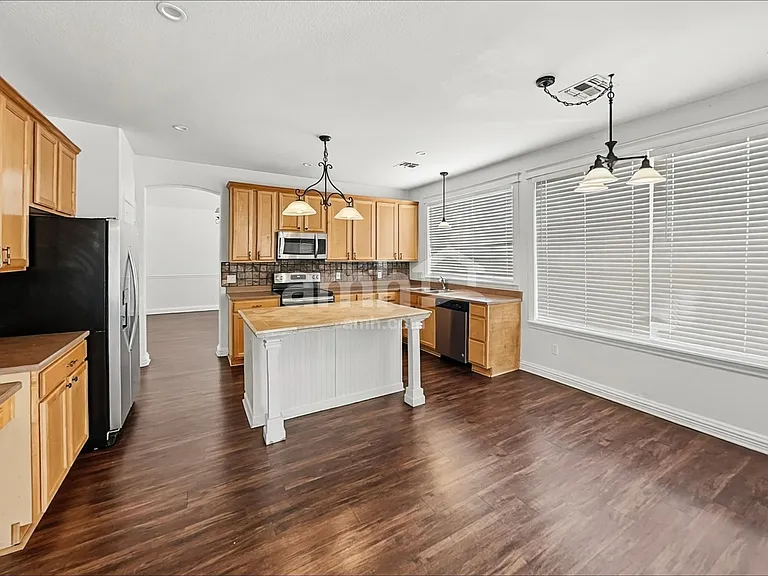 9715 E Inverness Ave — Photo 5