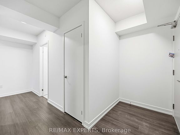 5th image of 4010 Eglinton Ave W #320