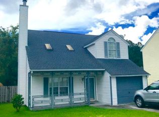 8150 Honeysuckle Lake Dr, North Charleston, SC 29420