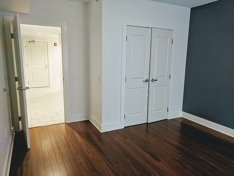 430 Shady Avenue — Photo 19