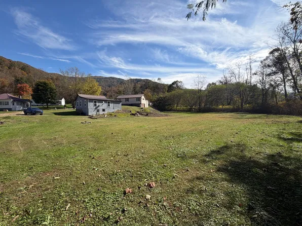 2650 Highway 219, Wallins Creek, KY 40873