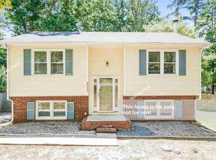 8008 Brandyapple Dr, Raleigh, NC 27615