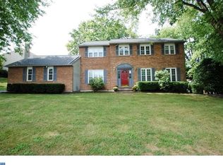 11 Hayloft Cir, Wilmington, DE 19808